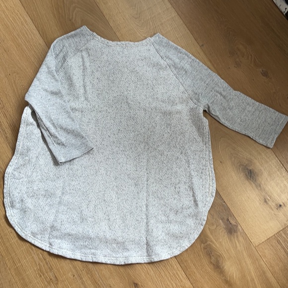 Blondie East End Sweater - Picture 10 of 13